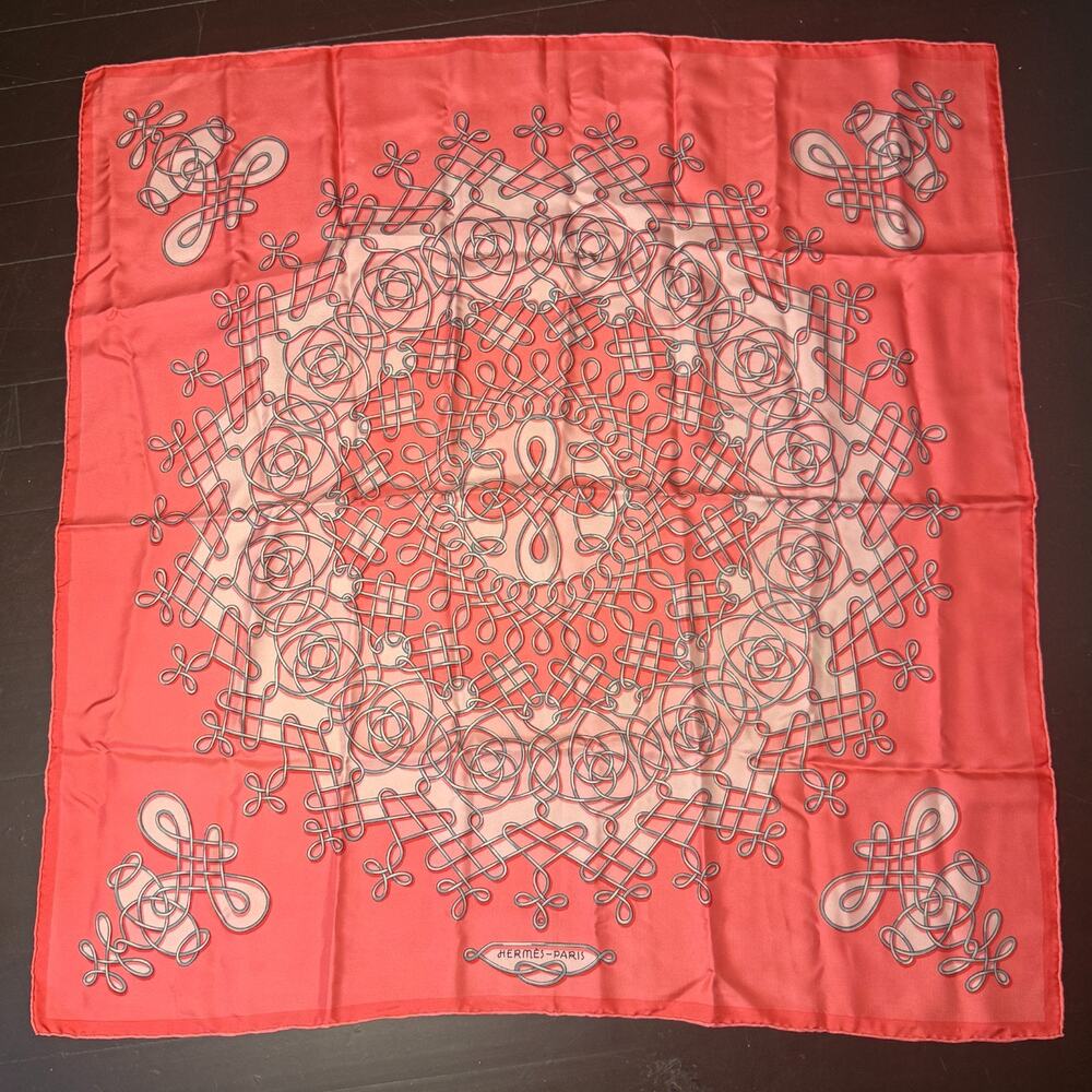 Authentic Hermès Vinci Scarf 1968 Françoise Héron Coral Silk 35x35 Certified